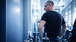 Un parc complet de machines pour la mécanique dans le Jura